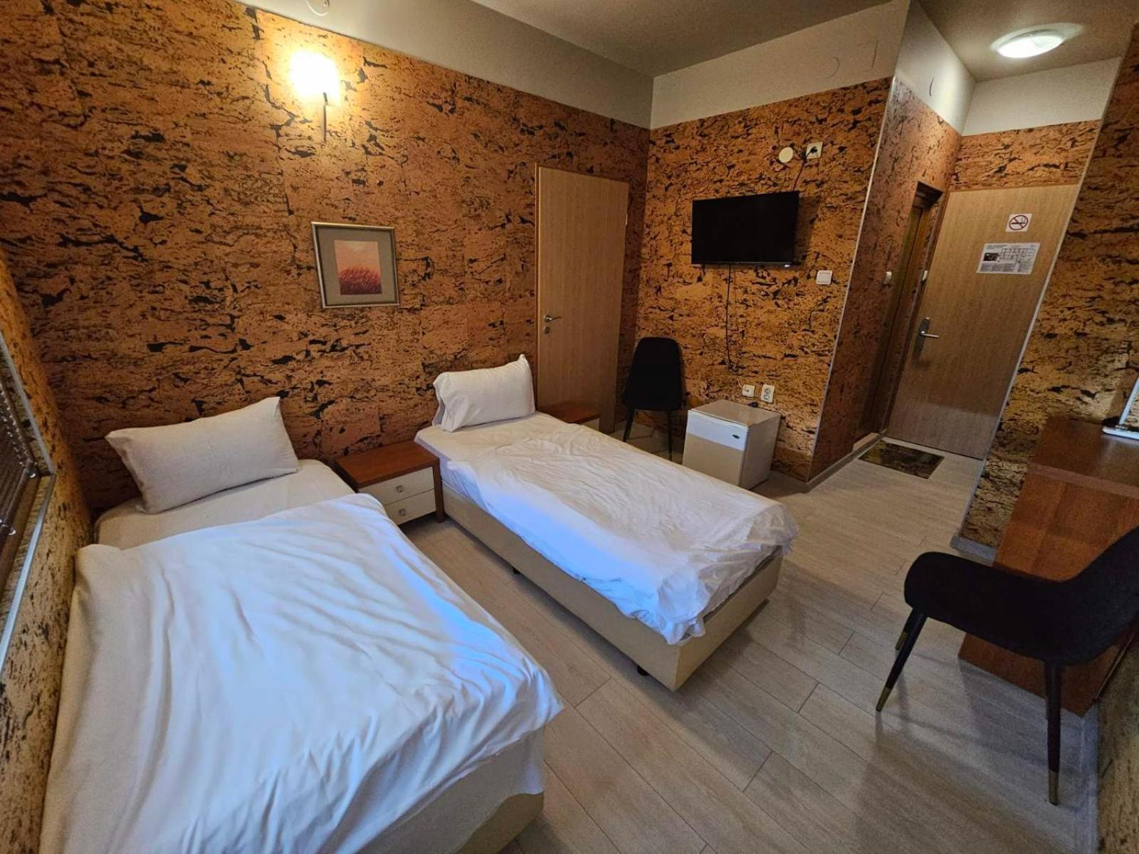 Complex Racic Hotel Vojvodinovo Kültér fotó