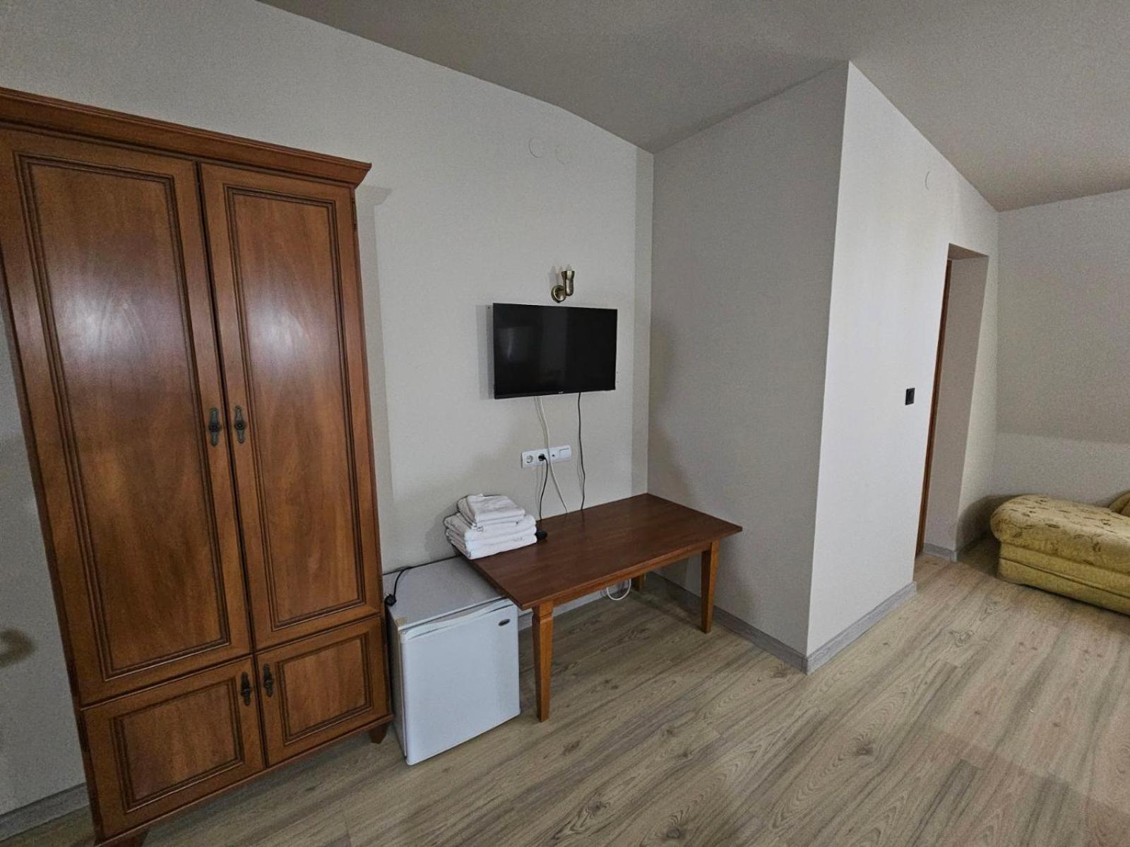Complex Racic Hotel Vojvodinovo Kültér fotó